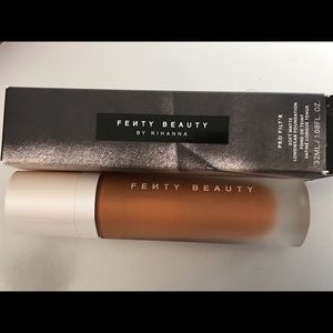 400 PRO FILT'R Soft Matte Longwear Foundation 400